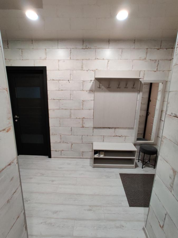 Yarovytsya Vip In The Center Apartment Lutsk Bagian luar foto